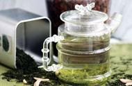元旦聚餐，红茶、绿茶、白茶，哪种更养生？