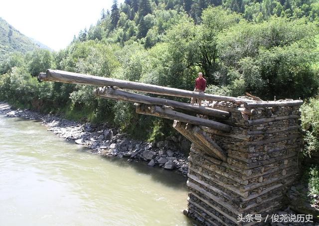 一座30米长桥，不需石条铁钉，上百年还在用，结构巧妙堪称一绝